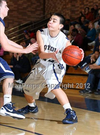 Thumbnail 1 in Notre Dame vs. Loyola photogallery.