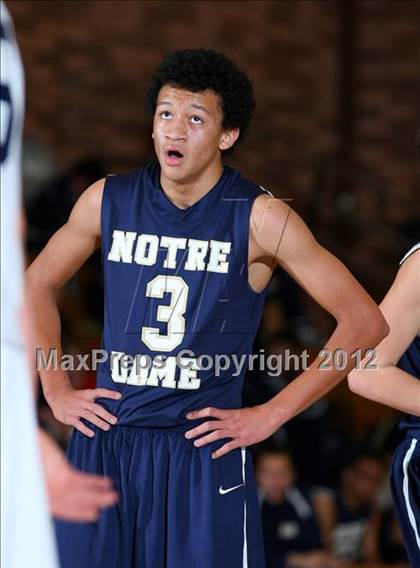 Thumbnail 1 in Notre Dame vs. Loyola photogallery.