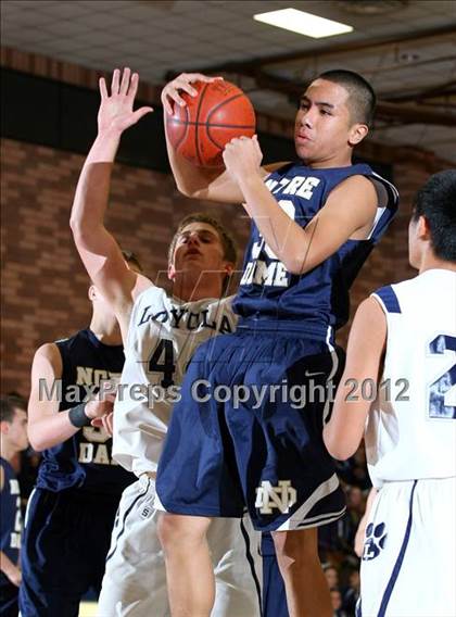 Thumbnail 1 in Notre Dame vs. Loyola photogallery.