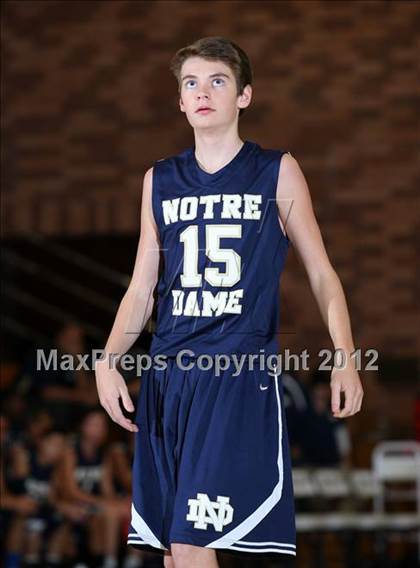 Thumbnail 1 in Notre Dame vs. Loyola photogallery.