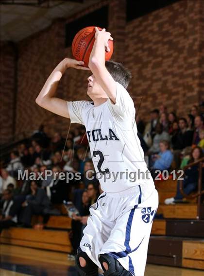 Thumbnail 2 in Notre Dame vs. Loyola photogallery.