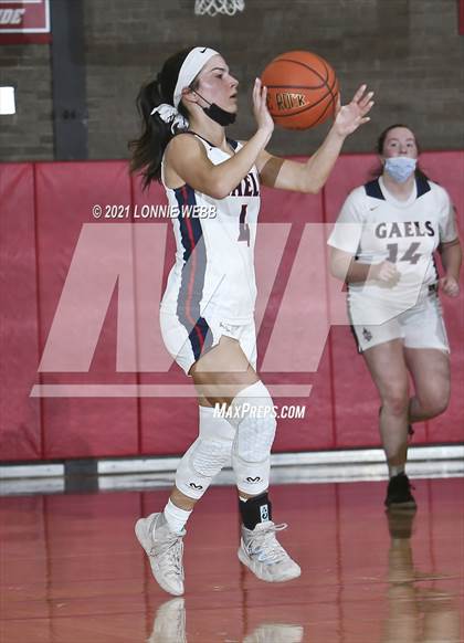 Thumbnail 3 in Maria Regina @ Kennedy Catholic photogallery.