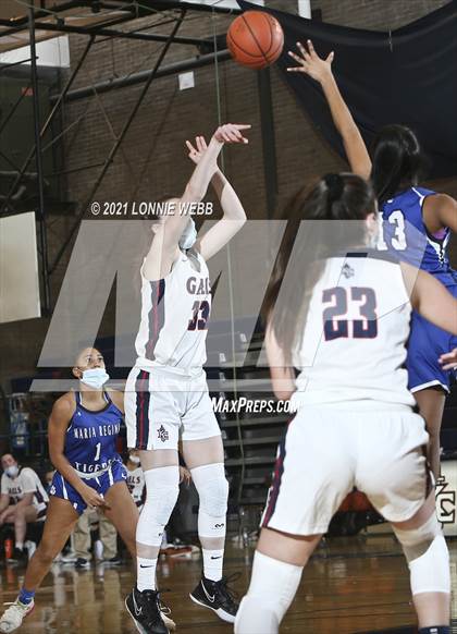 Thumbnail 1 in Maria Regina @ Kennedy Catholic photogallery.