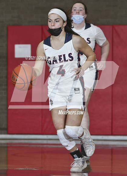 Thumbnail 1 in Maria Regina @ Kennedy Catholic photogallery.