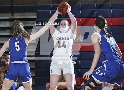 Thumbnail 1 in Maria Regina @ Kennedy Catholic photogallery.