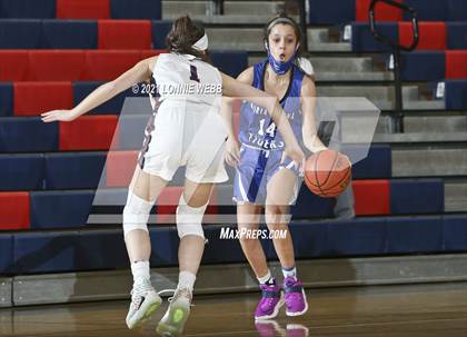 Thumbnail 1 in Maria Regina @ Kennedy Catholic photogallery.