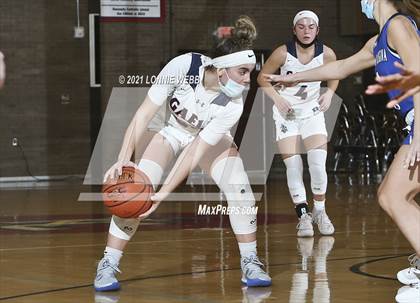 Thumbnail 1 in Maria Regina @ Kennedy Catholic photogallery.