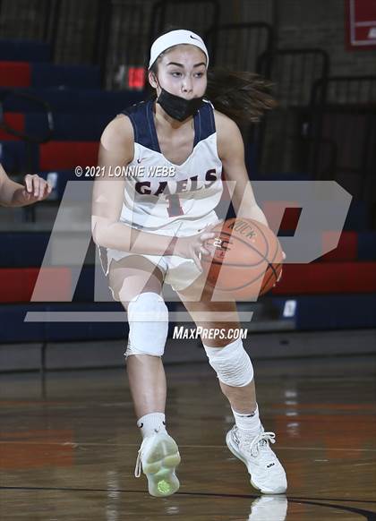 Thumbnail 1 in Maria Regina @ Kennedy Catholic photogallery.