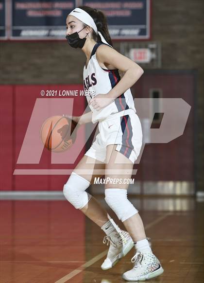 Thumbnail 1 in Maria Regina @ Kennedy Catholic photogallery.