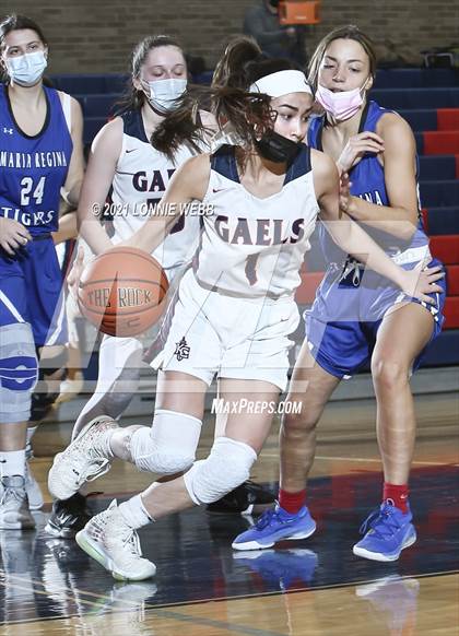Thumbnail 3 in Maria Regina @ Kennedy Catholic photogallery.