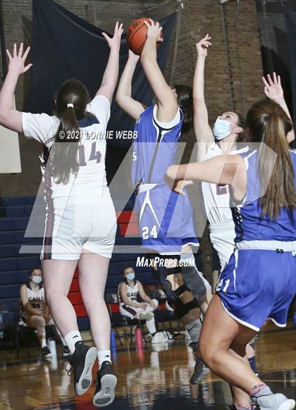 Thumbnail 2 in Maria Regina @ Kennedy Catholic photogallery.