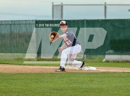 Thumbnail 3 in Lakewood vs. Legend (CHSAA Class 5A Regional Playoff) photogallery.