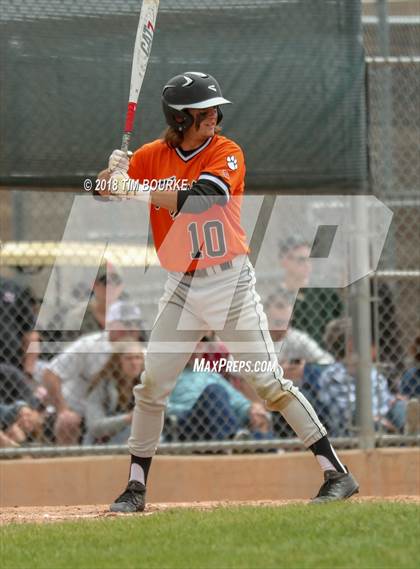 Thumbnail 3 in Lakewood vs. Legend (CHSAA Class 5A Regional Playoff) photogallery.