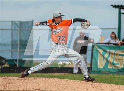 Thumbnail 2 in Lakewood vs. Legend (CHSAA Class 5A Regional Playoff) photogallery.