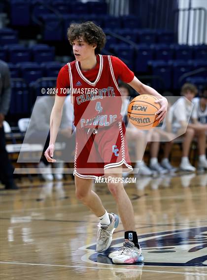 Thumbnail 3 in Charlotte Catholic @ Charlotte Latin photogallery.