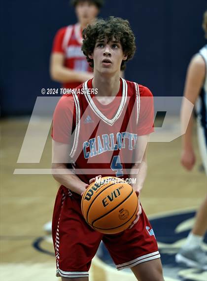 Thumbnail 3 in Charlotte Catholic @ Charlotte Latin photogallery.