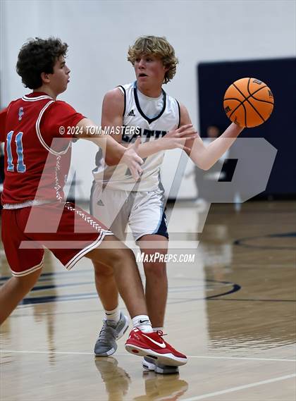 Thumbnail 2 in Charlotte Catholic @ Charlotte Latin photogallery.