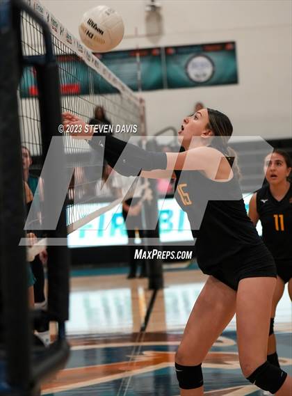 Thumbnail 3 in Salpointe Catholic @ Eastmark (AIA 4A Quarterfinals) photogallery.