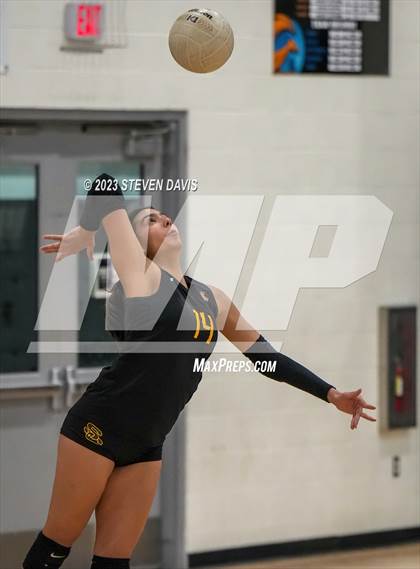 Thumbnail 2 in Salpointe Catholic @ Eastmark (AIA 4A Quarterfinals) photogallery.