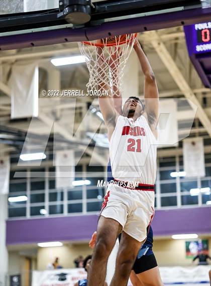 Thumbnail 3 in Centennial vs Millbrook (John Wall Holiday Invitational) photogallery.
