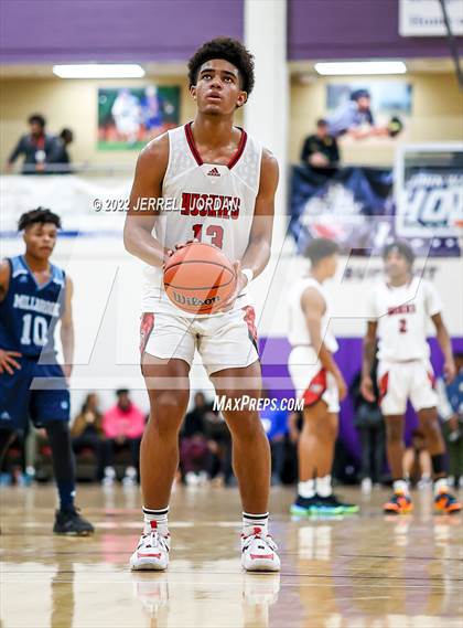 Thumbnail 3 in Centennial vs Millbrook (John Wall Holiday Invitational) photogallery.