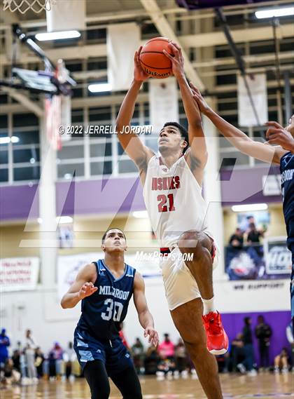 Thumbnail 3 in Centennial vs Millbrook (John Wall Holiday Invitational) photogallery.