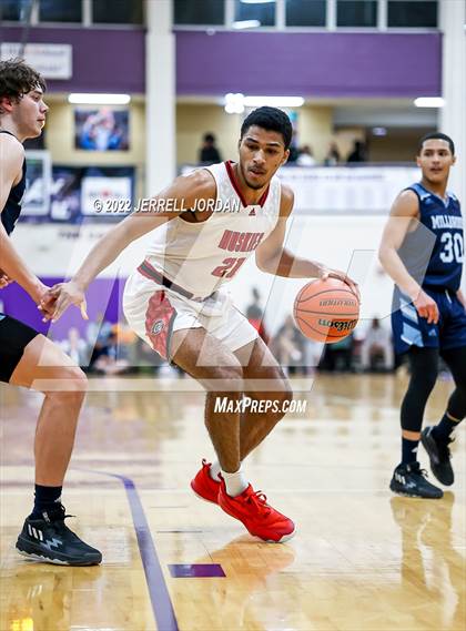 Thumbnail 1 in Centennial vs Millbrook (John Wall Holiday Invitational) photogallery.