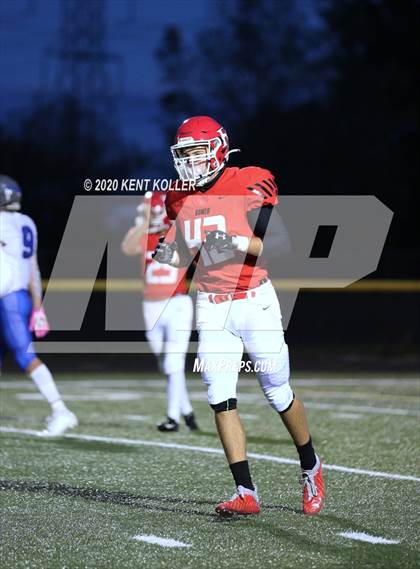 Thumbnail 3 in Utica Eisenhower @ Romeo photogallery.