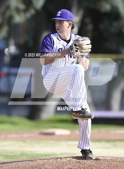 Thumbnail 1 in Arroyo @ Amador Valley photogallery.