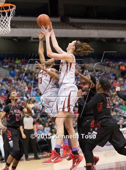 Thumbnail 3 in Cypress Woods vs. Wagner (UIL 6A Semifinal) photogallery.