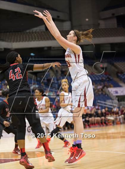 Thumbnail 3 in Cypress Woods vs. Wagner (UIL 6A Semifinal) photogallery.