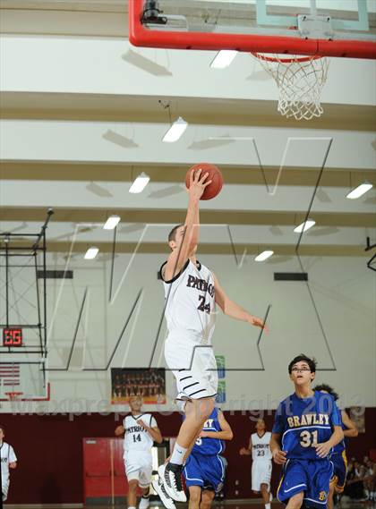 Thumbnail 2 in Brawley vs. Patriot (MaxPreps Holiday Classic) photogallery.