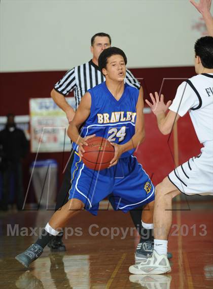 Thumbnail 2 in Brawley vs. Patriot (MaxPreps Holiday Classic) photogallery.