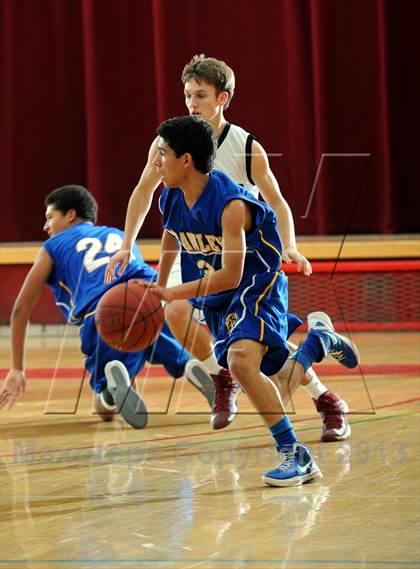 Thumbnail 2 in Brawley vs. Patriot (MaxPreps Holiday Classic) photogallery.