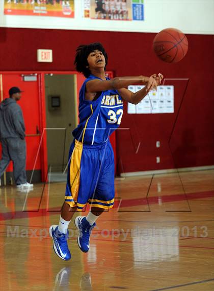 Thumbnail 1 in Brawley vs. Patriot (MaxPreps Holiday Classic) photogallery.