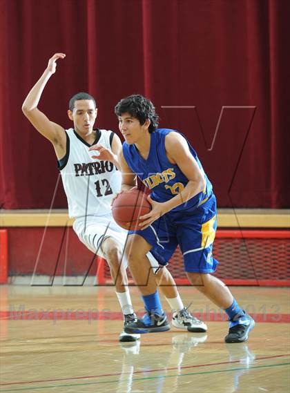 Thumbnail 2 in Brawley vs. Patriot (MaxPreps Holiday Classic) photogallery.