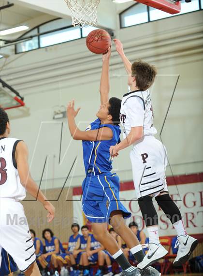 Thumbnail 2 in Brawley vs. Patriot (MaxPreps Holiday Classic) photogallery.