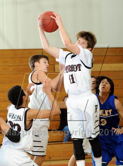 Thumbnail 1 in Brawley vs. Patriot (MaxPreps Holiday Classic) photogallery.