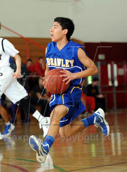 Thumbnail 3 in Brawley vs. Patriot (MaxPreps Holiday Classic) photogallery.