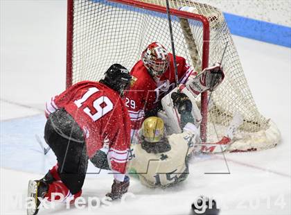 Thumbnail 2 in Fairfield Prep vs. Notre Dame-West Haven (CIAC DI Semifinal) photogallery.