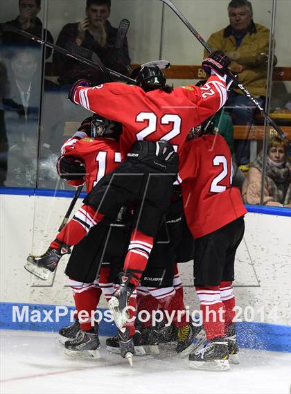 Thumbnail 2 in Fairfield Prep vs. Notre Dame-West Haven (CIAC DI Semifinal) photogallery.