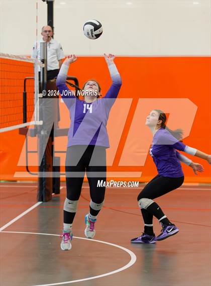 Thumbnail 1 in Rochester vs. Leo (Warsaw Invite) photogallery.
