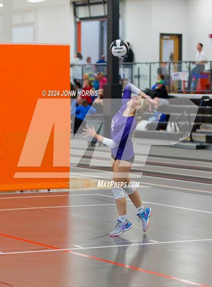 Thumbnail 1 in Rochester vs. Leo (Warsaw Invite) photogallery.