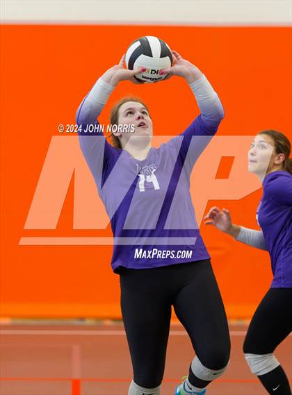 Thumbnail 1 in Rochester vs. Leo (Warsaw Invite) photogallery.