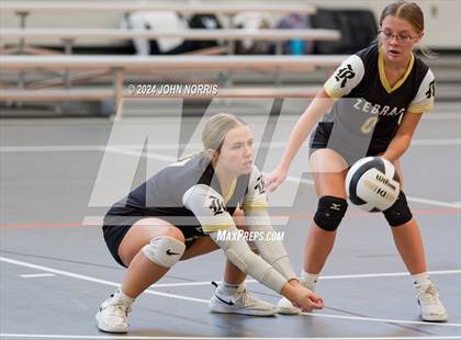 Thumbnail 1 in Rochester vs. Leo (Warsaw Invite) photogallery.
