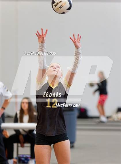 Thumbnail 2 in Rochester vs. Leo (Warsaw Invite) photogallery.