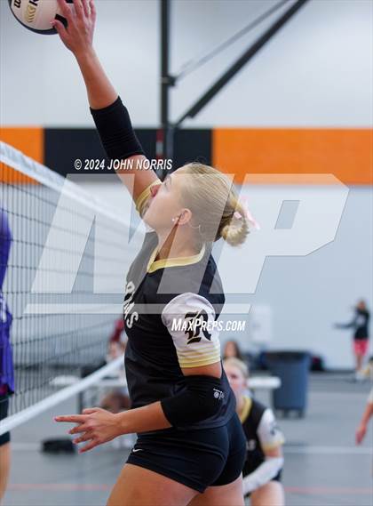 Thumbnail 3 in Rochester vs. Leo (Warsaw Invite) photogallery.