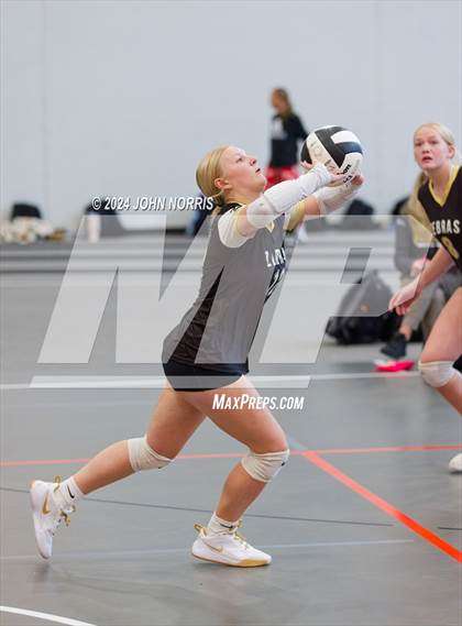 Thumbnail 2 in Rochester vs. Leo (Warsaw Invite) photogallery.