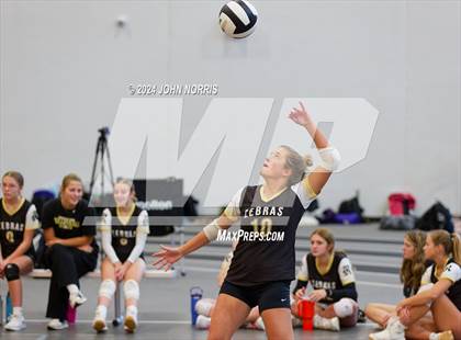 Thumbnail 1 in Rochester vs. Leo (Warsaw Invite) photogallery.