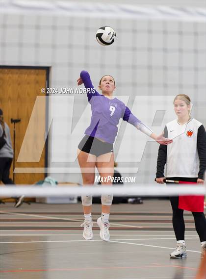 Thumbnail 1 in Rochester vs. Leo (Warsaw Invite) photogallery.